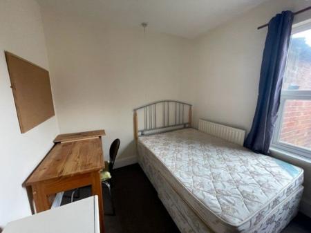 3 bedroom Property to let in Roman Street, Leicester