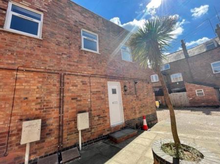 3 bedroom Property to let in Thorpe Street, Leicester