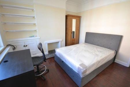3 bedroom Property to let in Shelley Street, Leicester