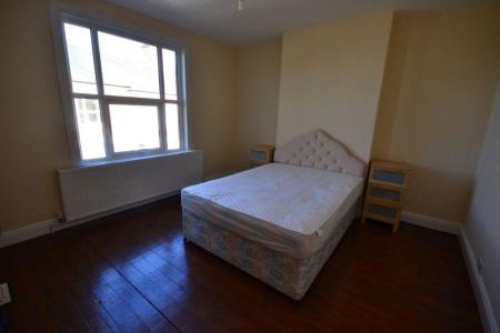 3 bedroom Property to let in Shelley Street, Leicester