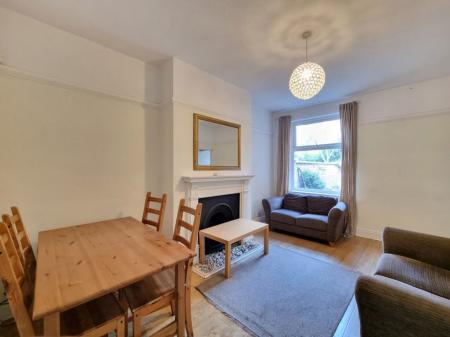 4 bedroom Property to let in Lorne Road, Leicester