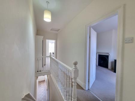 4 bedroom Property to let in Lorne Road, Leicester
