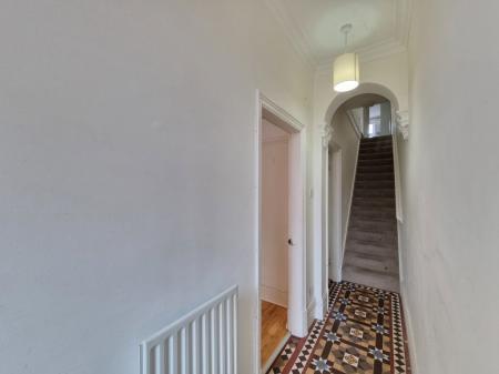 4 bedroom Property to let in Lorne Road, Leicester