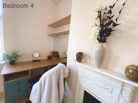 4 bedroom Property to let in Briton Street, Leicester