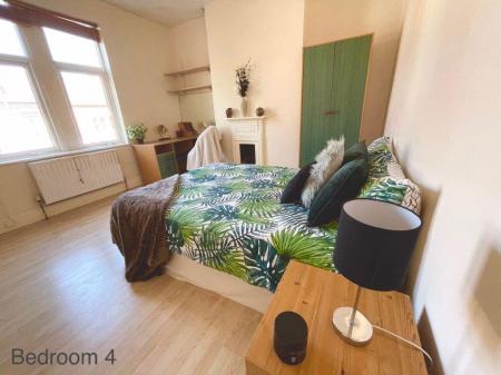 4 bedroom Property to let in Briton Street, Leicester