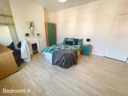 4 bedroom Property to let in Briton Street, Leicester