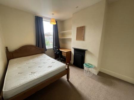 3 bedroom Property to let in Montague Road, Leicester