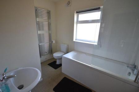 4 bedroom Property to let in West Avenue, Leicester