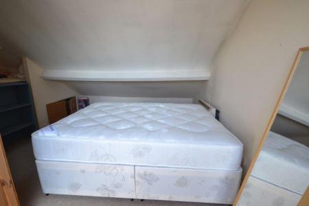 4 bedroom Property to let in West Avenue, Leicester