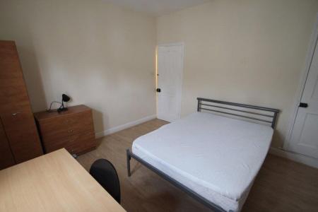 2 bedroom Property to let in Ullswater Street, Leicester