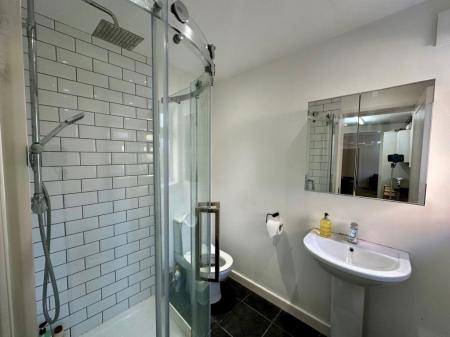 4 bedroom Property to let in Gaul Street, Leicester