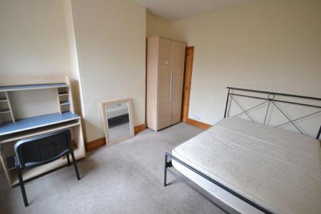 4 bedroom Property to let in Thurlow Road, Leicester