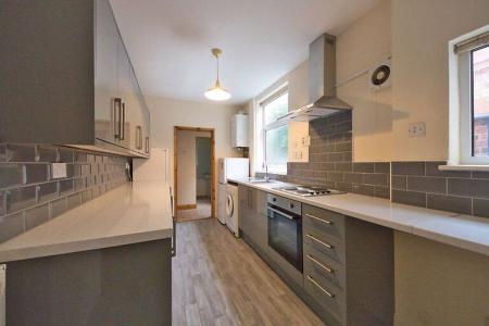 4 bedroom Property to let in Thurlow Road, Leicester
