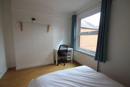 4 bedroom Property to let in Howard Road, Leicester