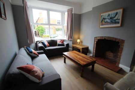 4 bedroom Property to let in Howard Road, Leicester