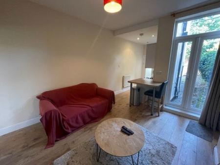 Clarendon Park Road, Leicester