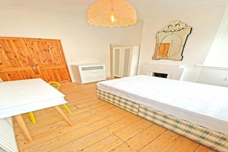 4 bedroom Property to let in Hartopp Road