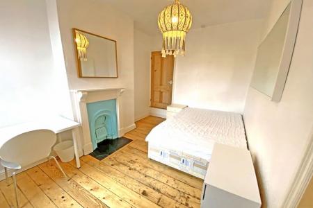 4 bedroom Property to let in Hartopp Road