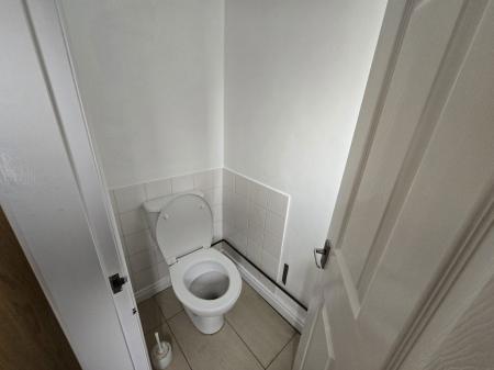 4 bedroom Property to let in Mundella Street, Leicester