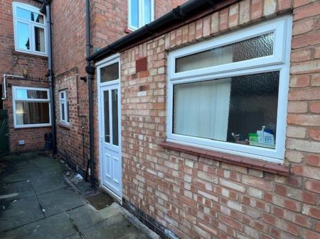 2 bedroom Property to let in Burns Street, Leicester