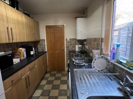 2 bedroom Property to let in Burns Street, Leicester