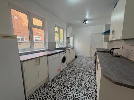 Lytton Road, Leicetser