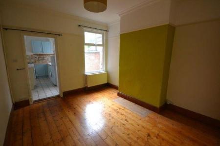 2 bedroom Property to let in Clarendon Park Road, Leicester