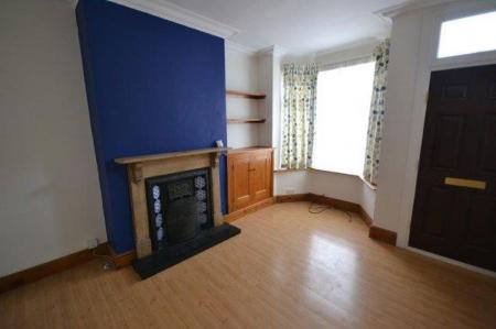 2 bedroom Property to let in Clarendon Park Road, Leicester