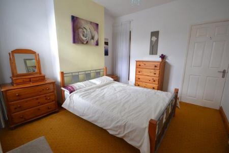 2 bedroom Property to let in West Avenue, Leicester