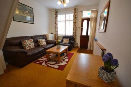 2 bedroom Property to let in West Avenue, Leicester