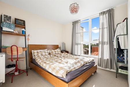 1 bedroom Apartment for sale in Watkin Road, Leicester