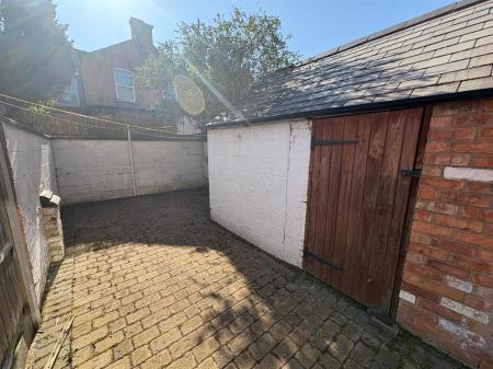 2 bedroom Terraced House for sale in Boundary Road, Aylestone, Leicester