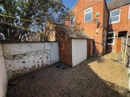 2 bedroom Terraced House for sale in Boundary Road, Aylestone, Leicester