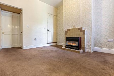 2 bedroom Terraced House for sale in Avenue Road Extension, Leicester