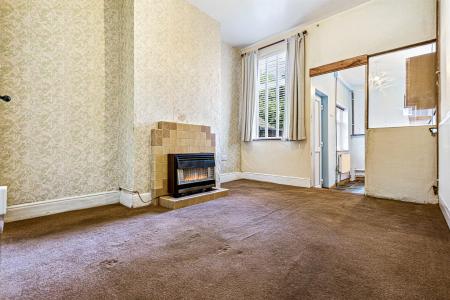 2 bedroom Terraced House for sale in Avenue Road Extension, Leicester