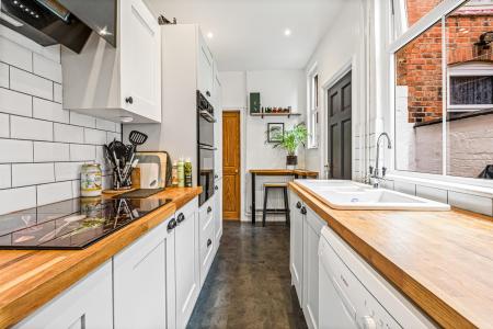 2 bedroom Terraced House for sale in Richmond Road, Leicester