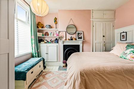 2 bedroom Terraced House for sale in Richmond Road, Leicester