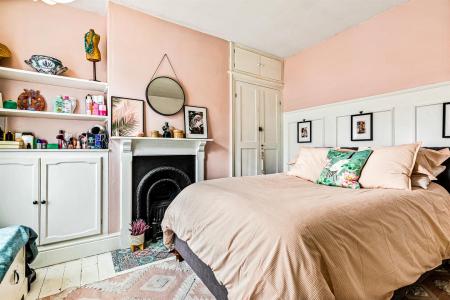 2 bedroom Terraced House for sale in Richmond Road, Leicester