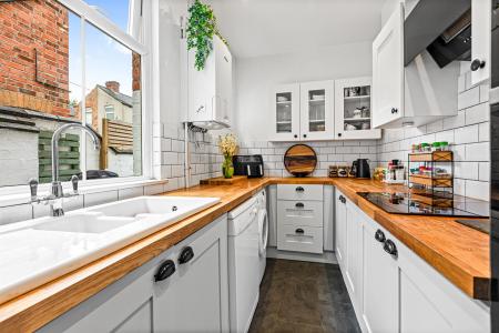 2 bedroom Terraced House for sale in Richmond Road, Leicester