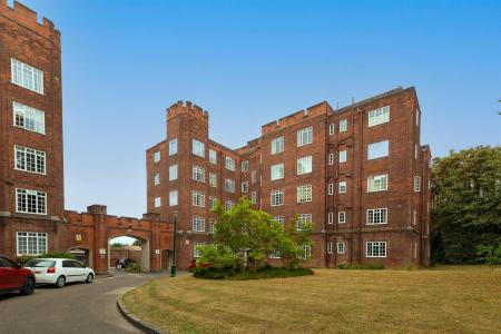 Stoneygate Court, Leicester