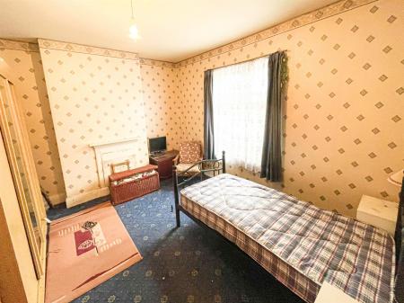 3 bedroom Terraced House for sale in Chepstow Road, Leicester