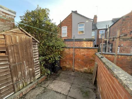 3 bedroom Terraced House for sale in Chepstow Road, Leicester