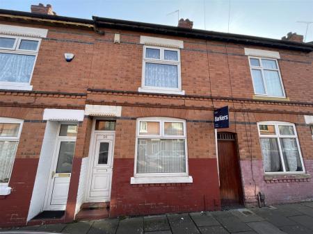 3 bedroom Terraced House for sale in Chepstow Road, Leicester