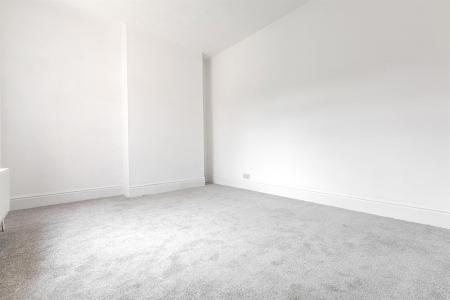 3 bedroom Terraced House for sale in Welford Road, Leicester