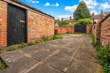 3 bedroom Terraced House for sale in Welford Road, Leicester