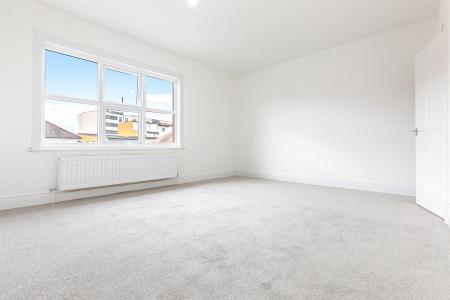 3 bedroom Terraced House for sale in Welford Road, Leicester