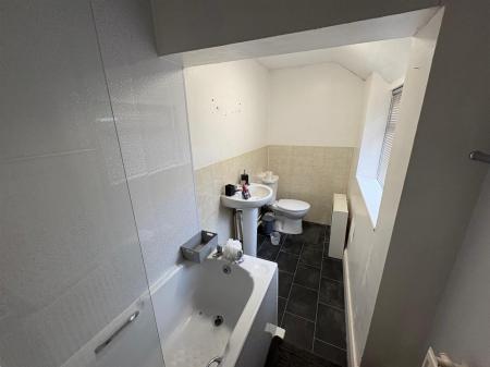 3 bedroom Block of Apartments for sale in Sweetbriar Road, West End, Leicester