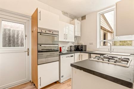 3 bedroom Semi-detached house for sale in Knighton Lane East, Leicester