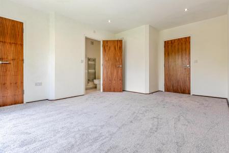 3 bedroom Semi-detached house for sale in The Dell, Evington