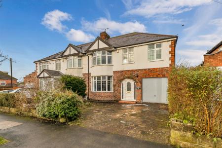 4 bedroom Semi-detached house for sale in Uplands Road, Oadby, Leicester
